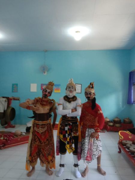 anoman obong 