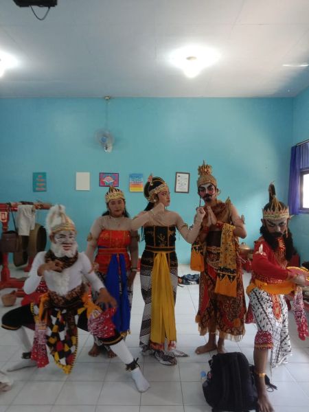 anoman obong 