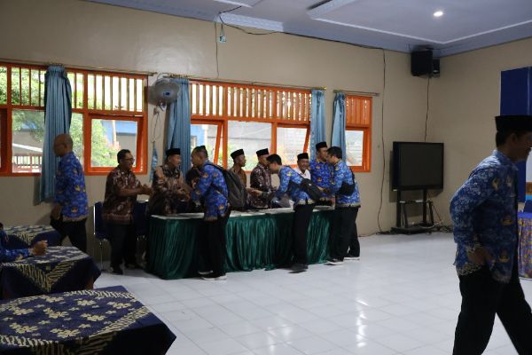 Tamu undangan Komite sekolah