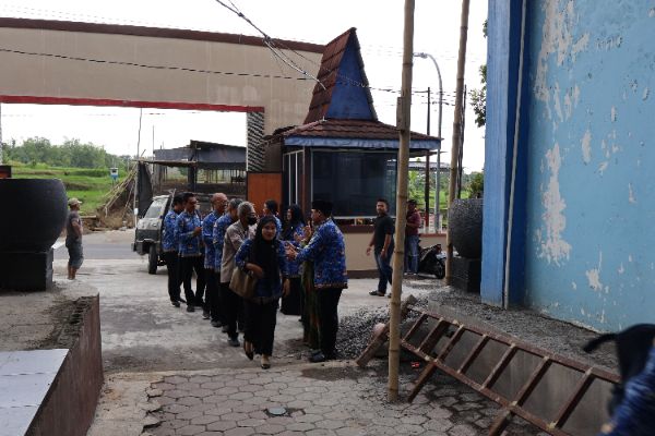 Tamu undangan dari SMKN 1 Sedan Rembang, 